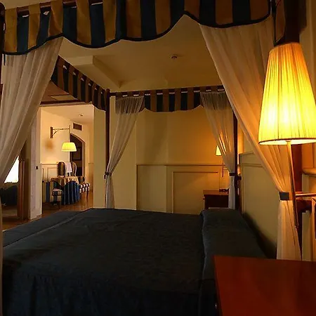 Casale מלון 4*