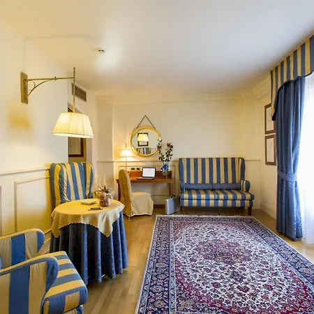 Hotell Casale Colli del Tronto