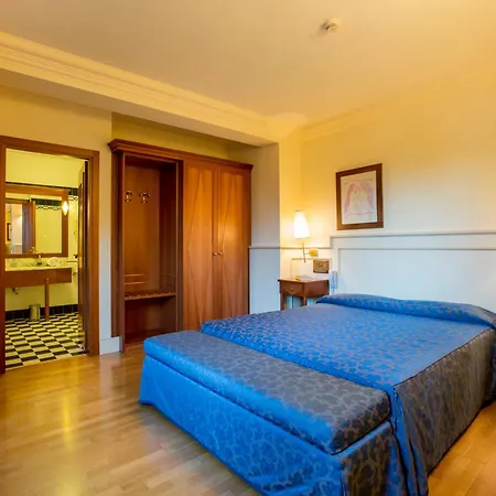 Casale מלון 4*