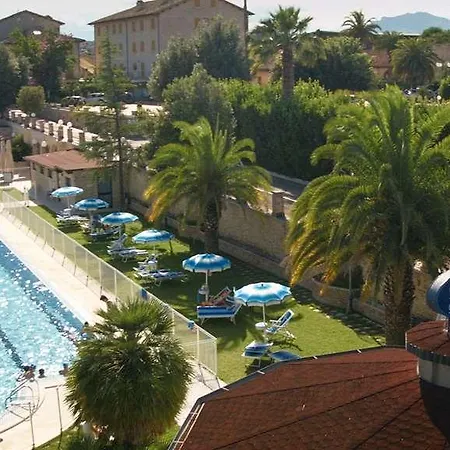 Hotell Casale Colli del Tronto